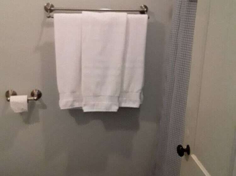 Hall Place Bed And Breakfast