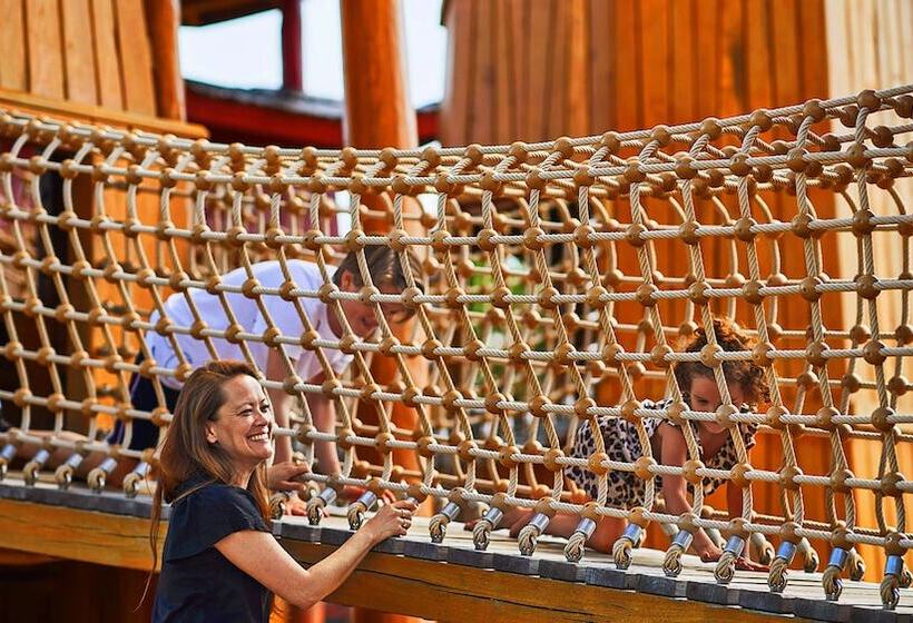 هتل LEGOLAND® Holiday Village