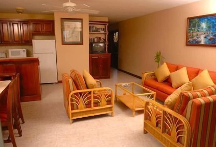 בית מלון כפרי The Palms Oceanfront Suites
