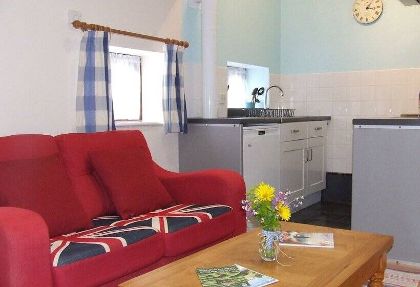 Lobhill Farmhouse Bed And Breakfast And Self Catering Accommodation