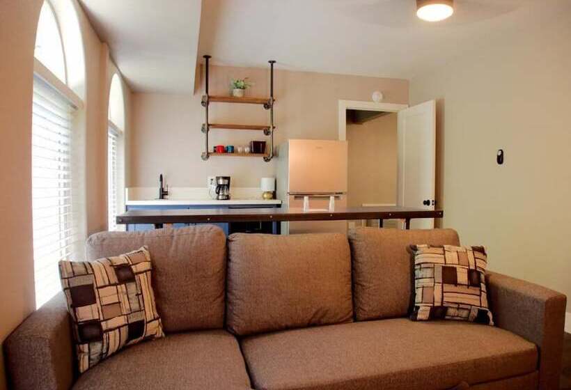 فندق على الطريق The Inn At Boatworks, Lake Tahoe