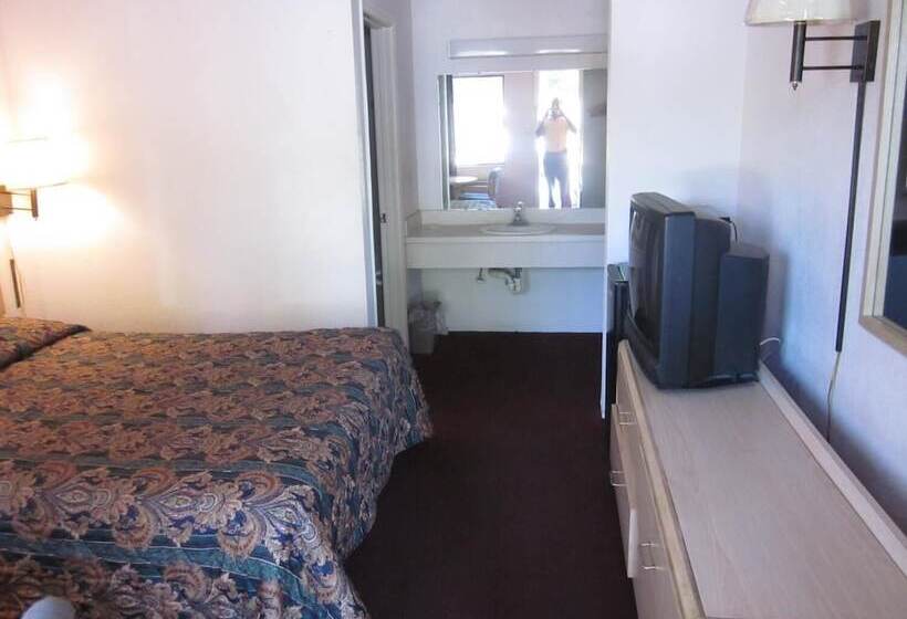 מוטל Westmont Inn  Lakeland