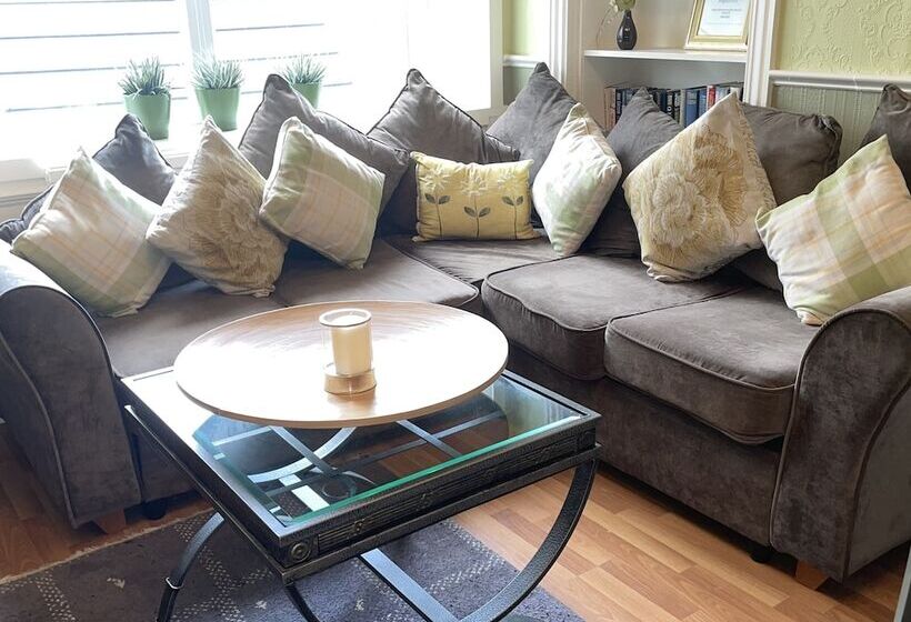 بنسيون Beechwood Ensuite Guest House