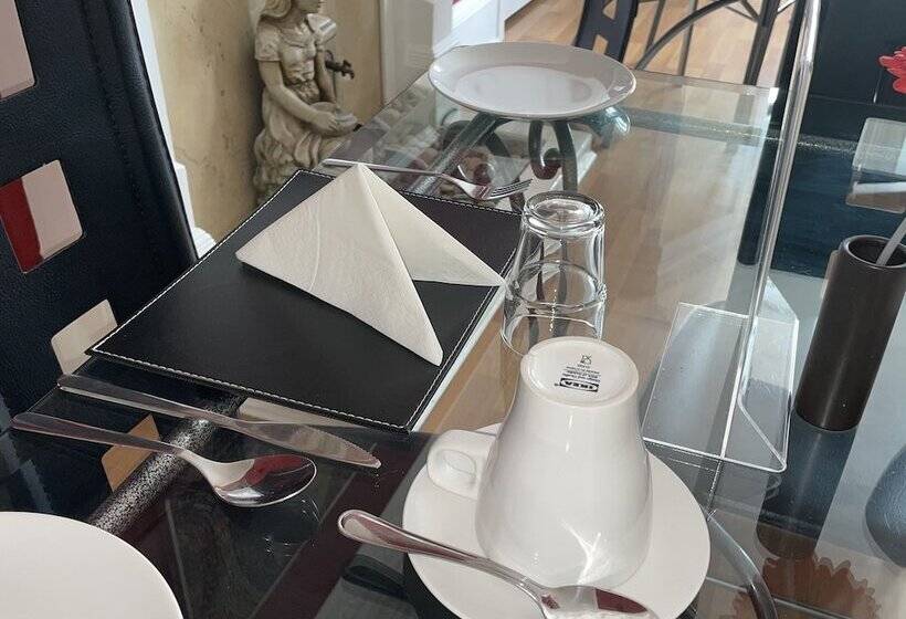 بنسيون Beechwood Ensuite Guest House