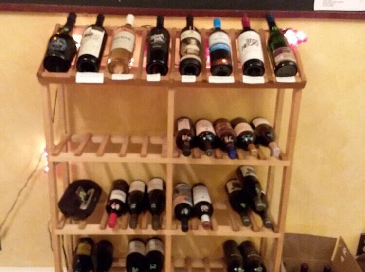 پانسیون Inn Port D Vino