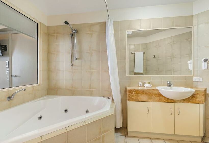 Raffles Mooloolaba