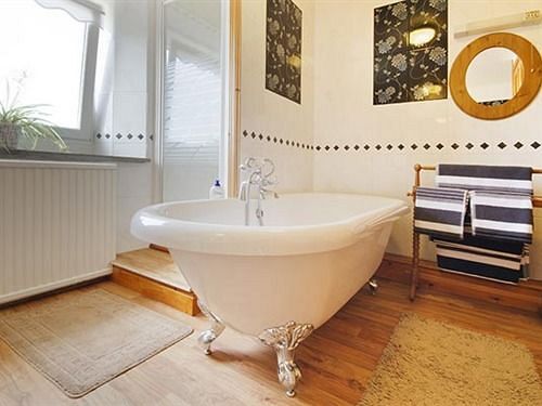 Tremollett Farm B&b