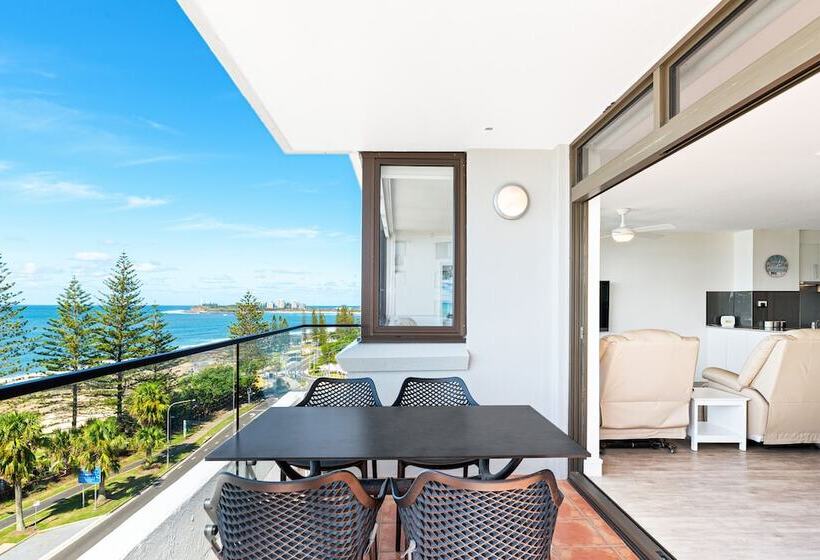Windward Apartments
