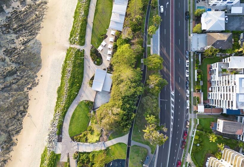 Windward Apartments