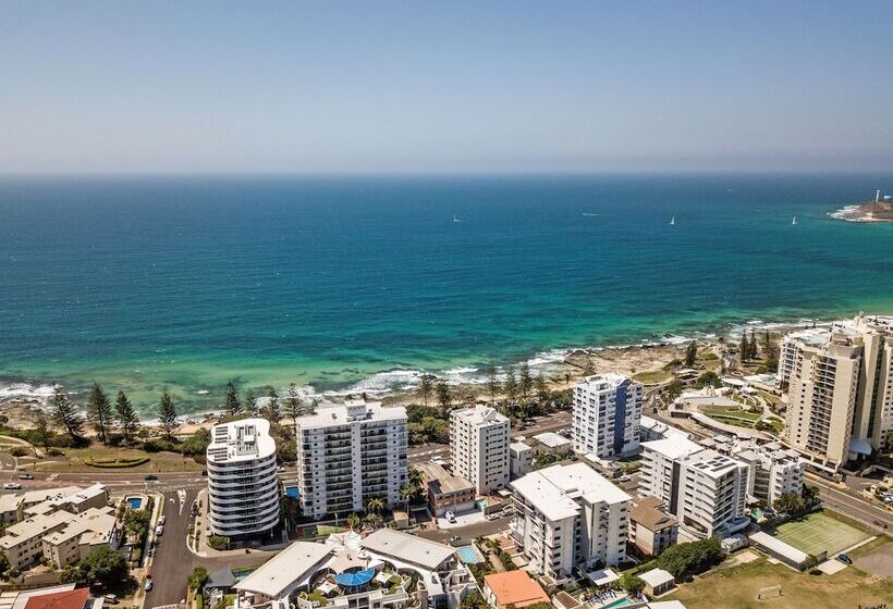 Windward Apartments