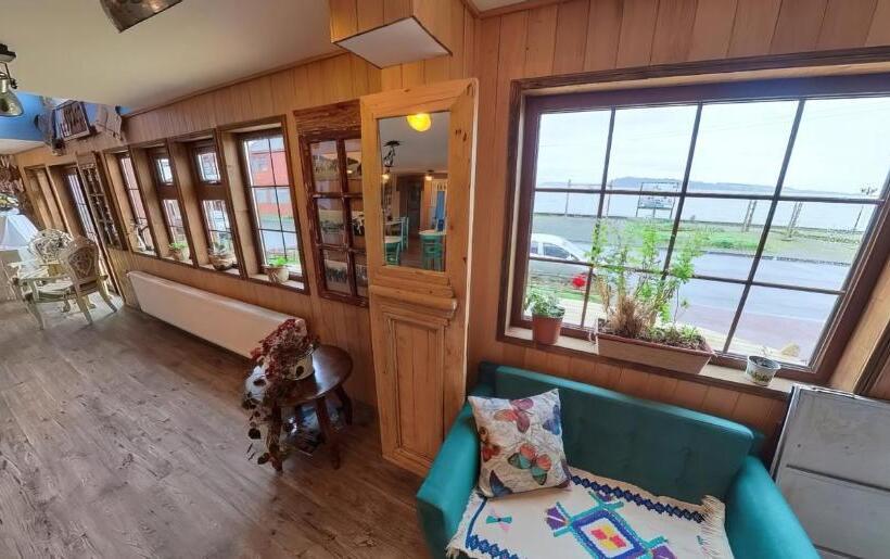 Arca Hotel Boutique Achao Chiloe Chile