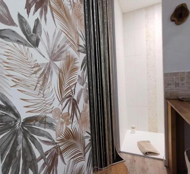 민박 Au Poème Du Chêne, Logement Indépendant, Intimité, Arrivée Autonome