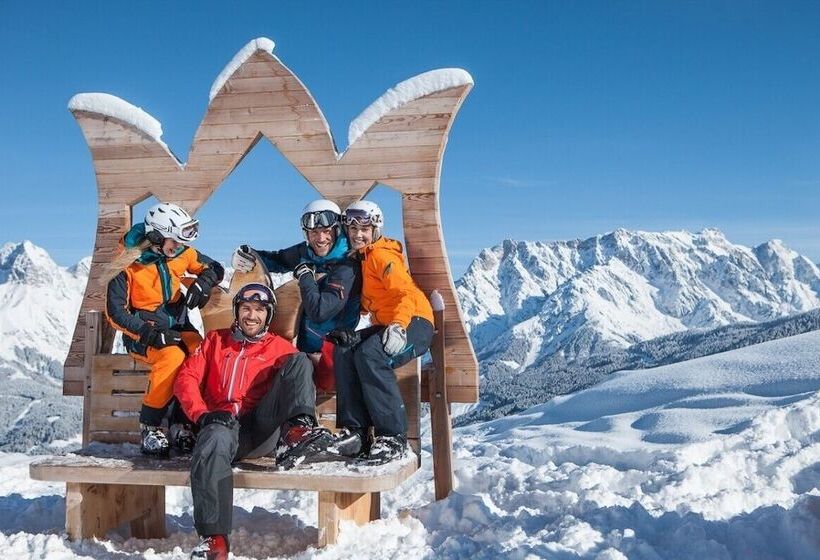 مبيت وإفطار Leni S Mountain Appartements