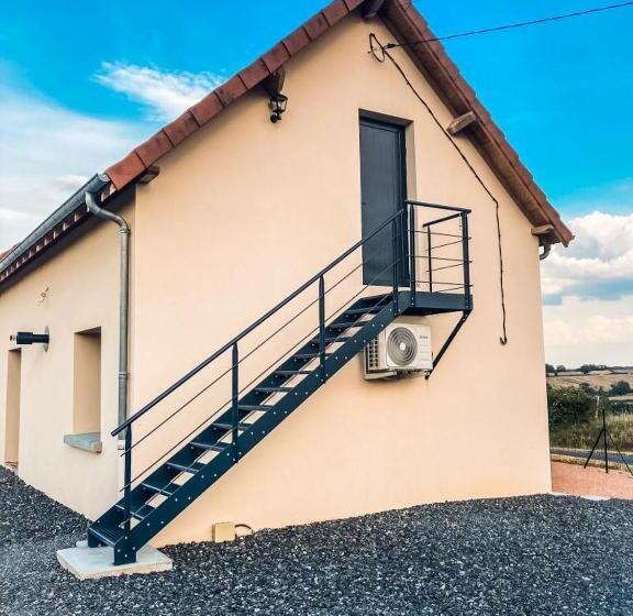 住宿加早餐  Gîte Les Grandes Menières Proche Du Pal