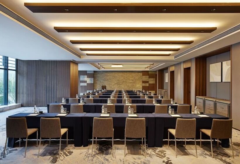 בית מלון כפרי Four Points By Sheraton Yiyang
