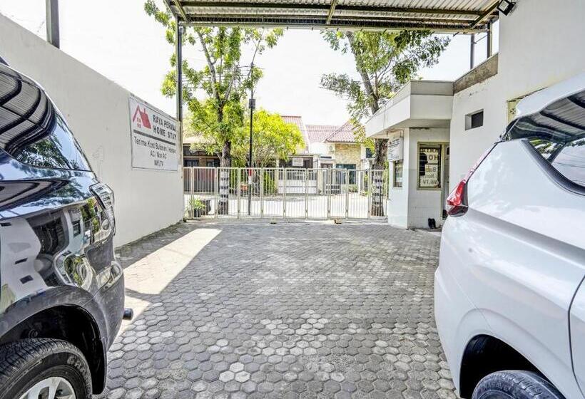 ホテル Oyo 92124 Raya Permai Homestay