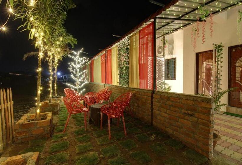 호텔 Oyo Flagship 80648 Resort Stay Inn