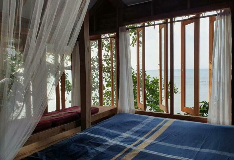 Отель Palm Beach Resort Koh Phayam