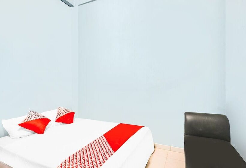 בית מלון כפרי Spot On 92072 Restu Ibu Homestay Syariah