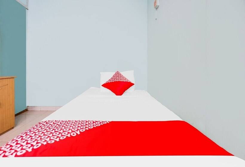 בית מלון כפרי Spot On 92072 Restu Ibu Homestay Syariah