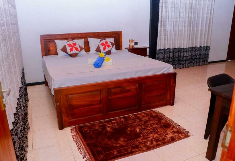 Пансион Asiri Guest House