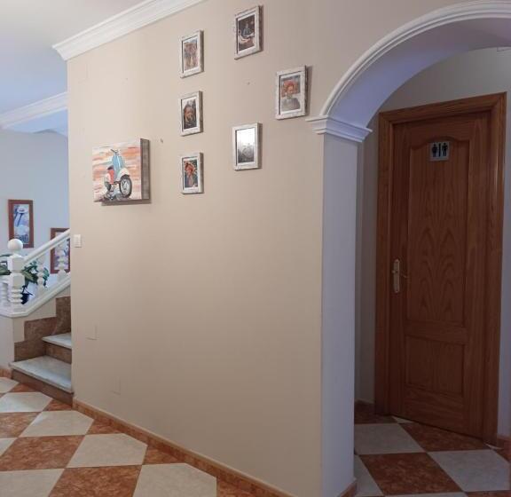 پانسیون Gibraltar Views Guest House