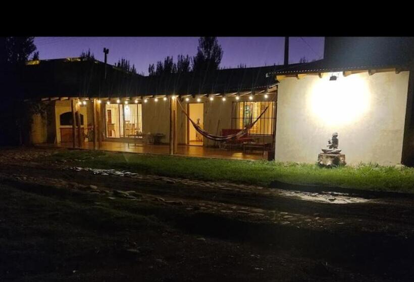 هاستل La Posada De Buda