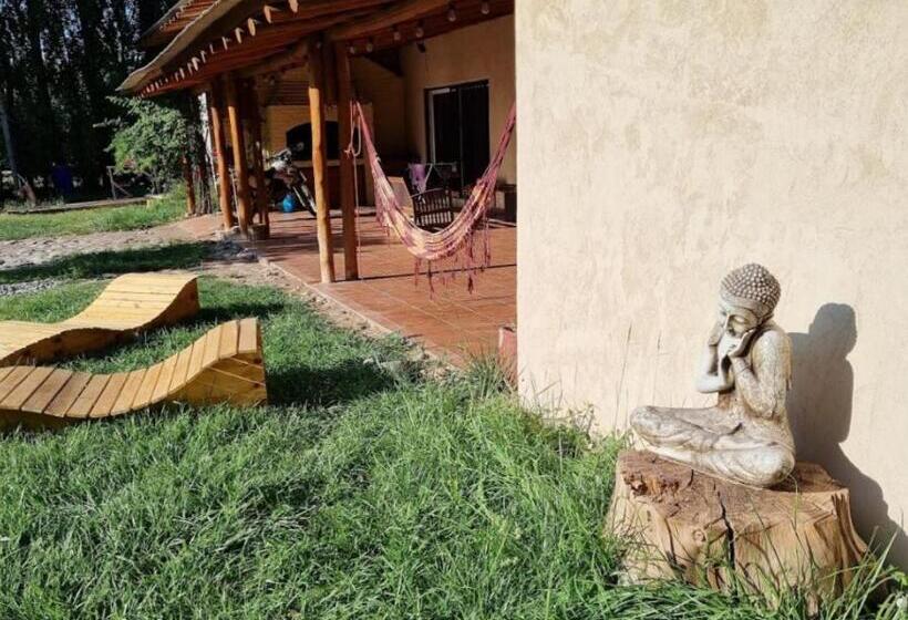 هاستل La Posada De Buda