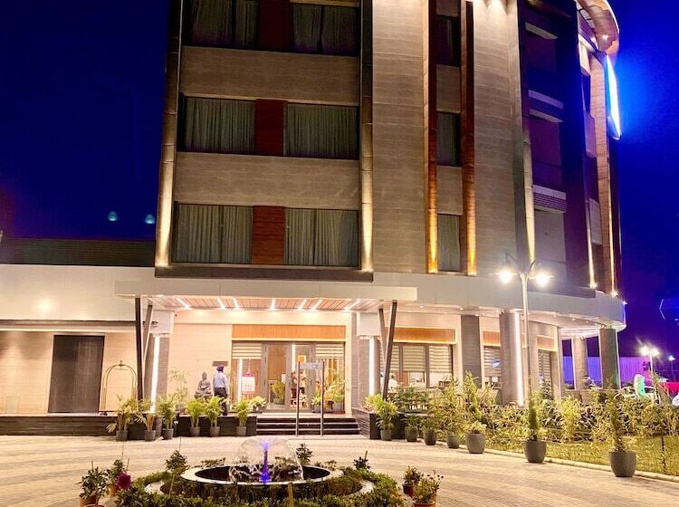 호텔 Regenta Place Chandigarh Mohali
