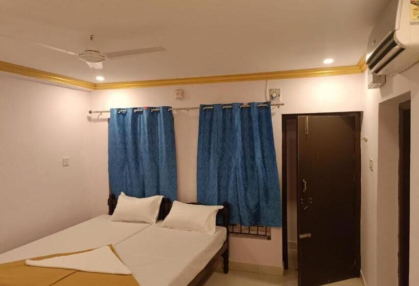 酒店 Sea Waves Rooms