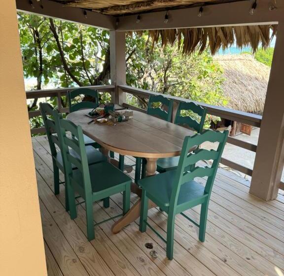 בית מלון כפרי The Bounty