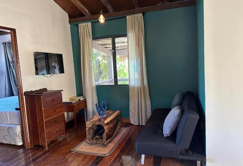 בית מלון כפרי The Bounty