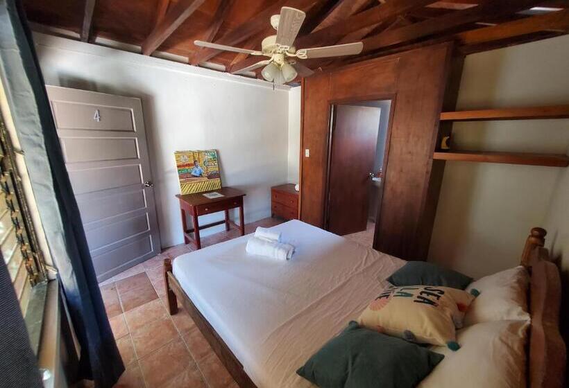 בית מלון כפרי The Bounty