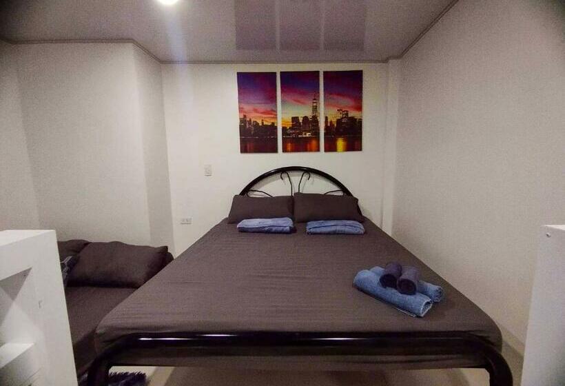 Minimalist Loft 107