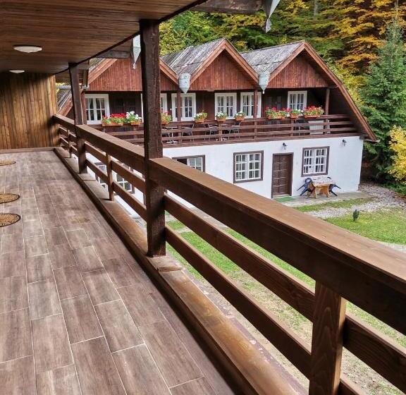 بنسيون Fontana Erdélyi Vendégház 2