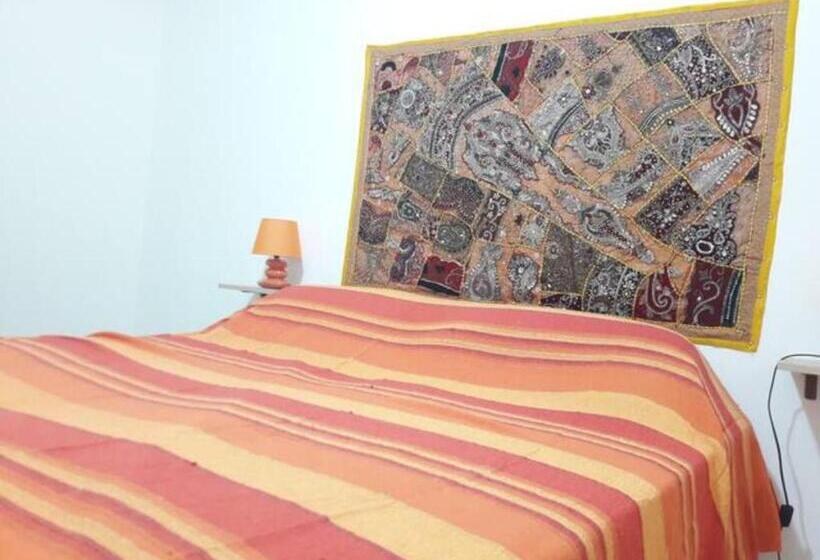 پانسیون The Twins Rooms In Trapani 2