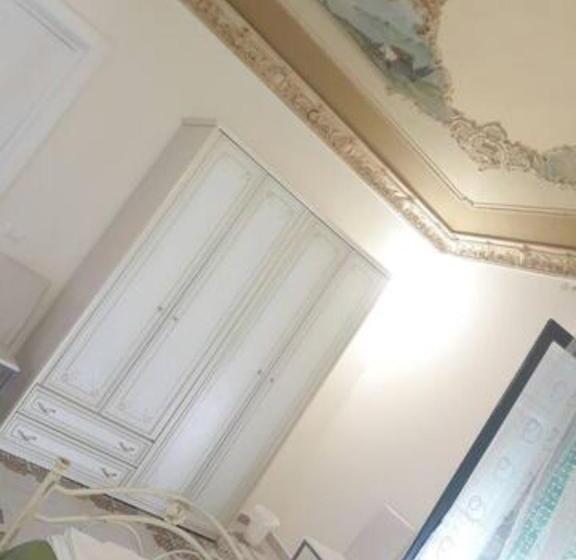 پانسیون The Twins Rooms In Trapani 2