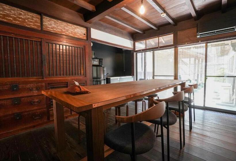 赭soho Yunotsu Old Village Inn & Bar