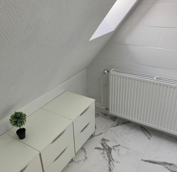 住宿加早餐  Chambre Rustique Avec Double Lit Et Sa Salle De Bain Privée