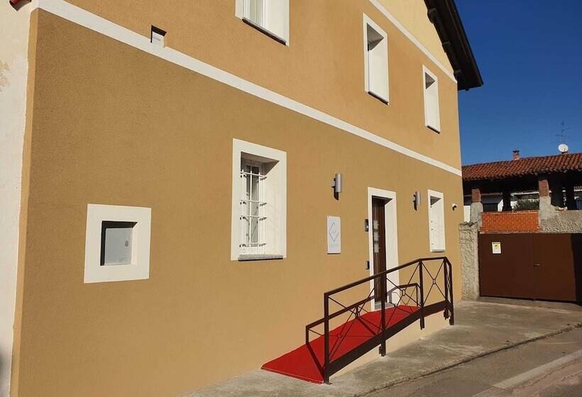 تختخواب و صبحانه La Bolgora Guesthouse