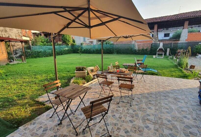 تختخواب و صبحانه La Bolgora Guesthouse