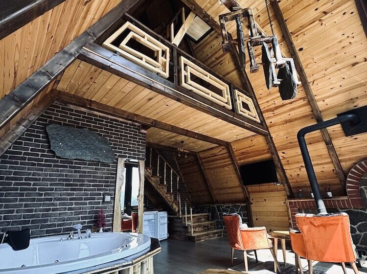 בית מלון כפרי Della Suit Bungalov