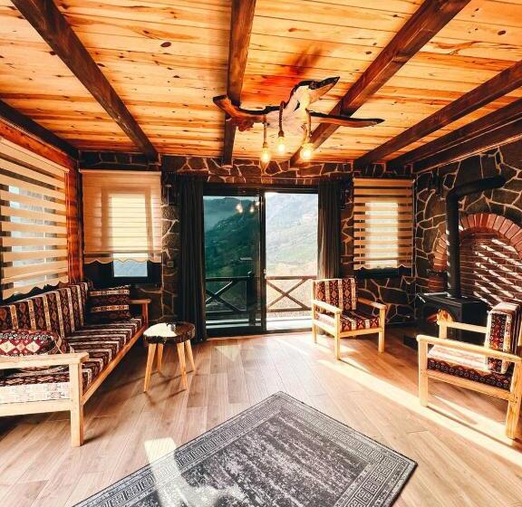 בית מלון כפרי Della Suit Bungalov