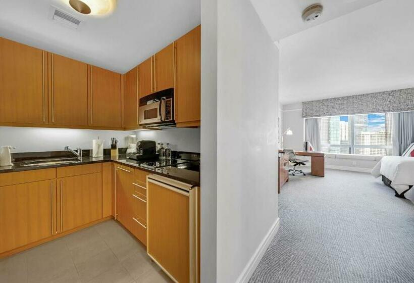 בית מלון כפרי Four Seasons Studio Kitchen