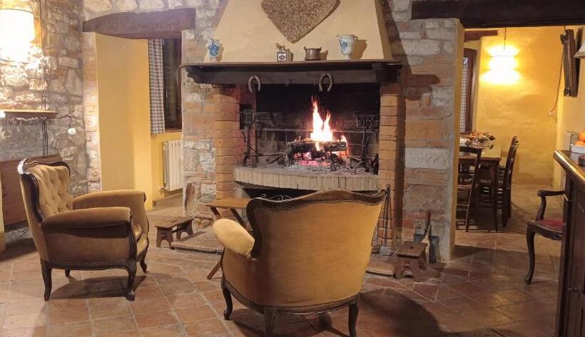 酒店 Large Farmhouse In Umbria  Swimming Pool  Cinema Room  Transparent Geodesic Dome