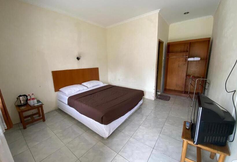 Szálloda Puspa Sari