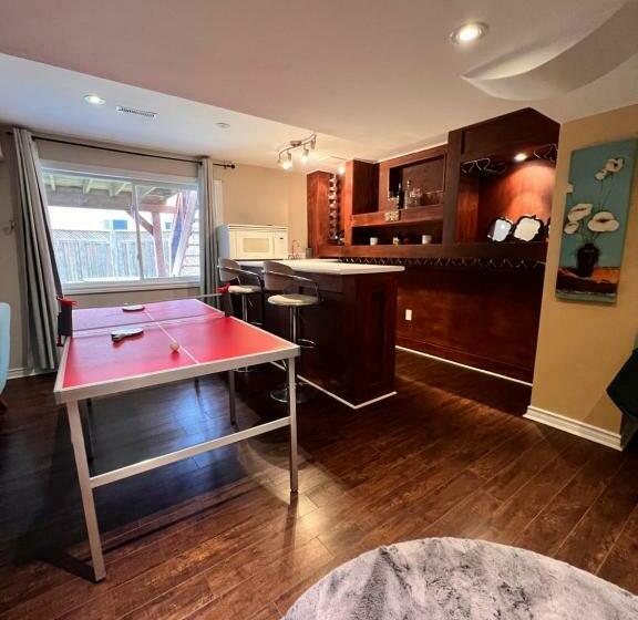 Пансион A Cozy Unit, One Bedroom, Separate Entrance, Full Kitchen