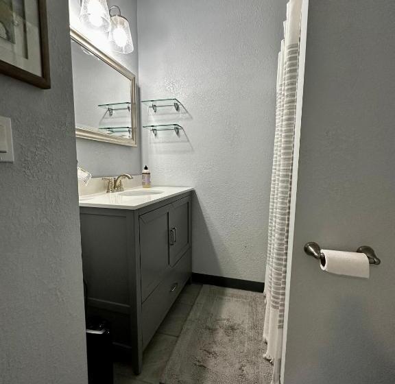 بنسيون Sonia S Guest Suite In Montesano Gateway To Olympic National Park