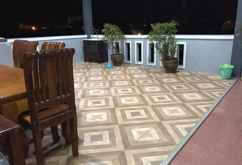 پانسیون Xaythone Guest House