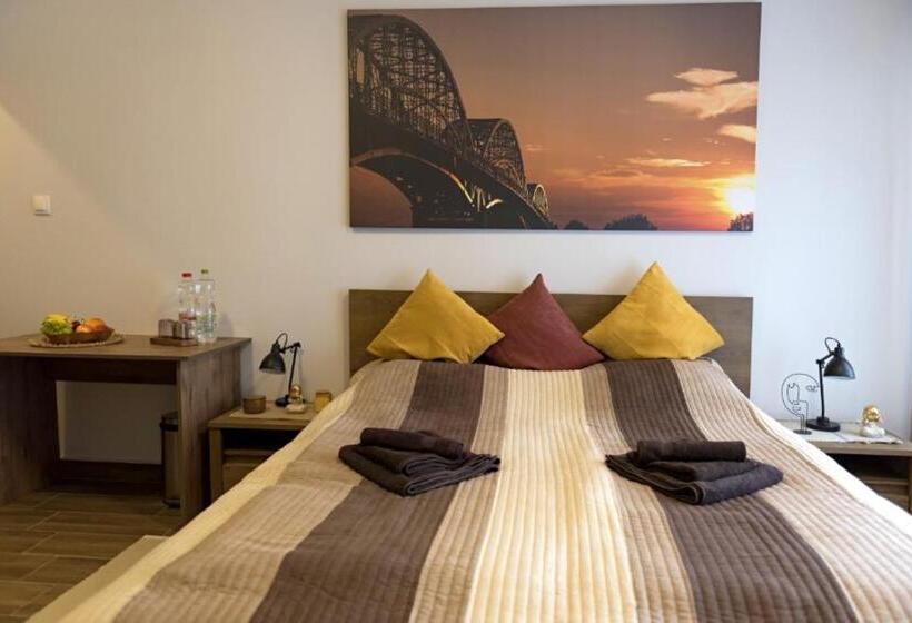 민박 Ehotel Esztergom